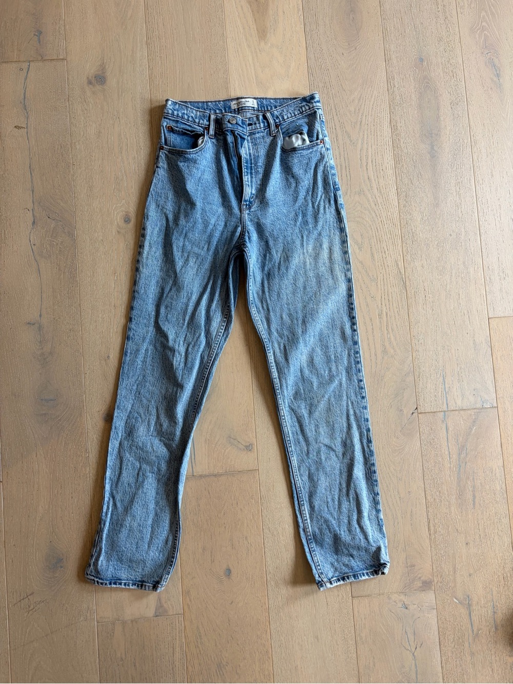 Abercrombie and Fitch 90s Ultra High Rise Jeans